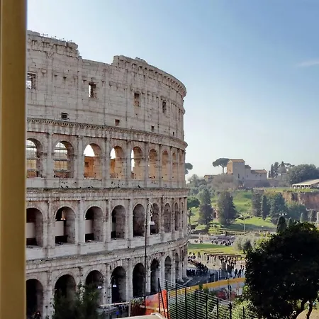 Romance Al Colosseo 2 דירה *
